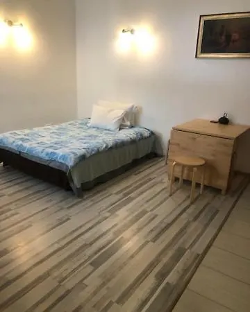Central Modern Flat For 3 Διαμέρισμα